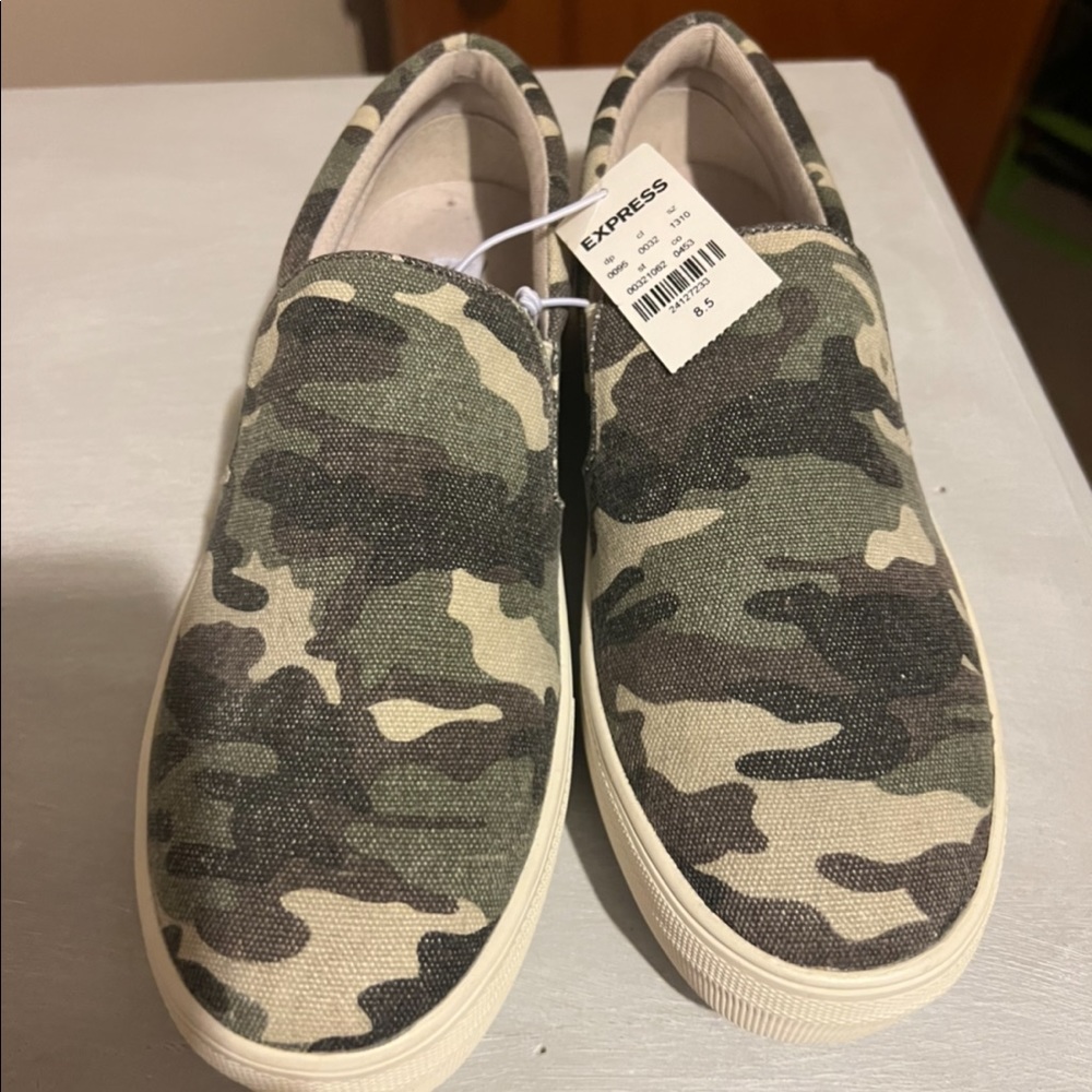 Steve Madden Camo printed slip on sneakers. Brand new with tags.